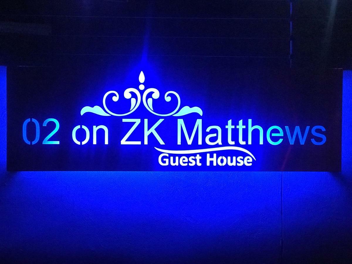 2 On Zk Matthews Guesthouse Mthatha Dış mekan fotoğraf